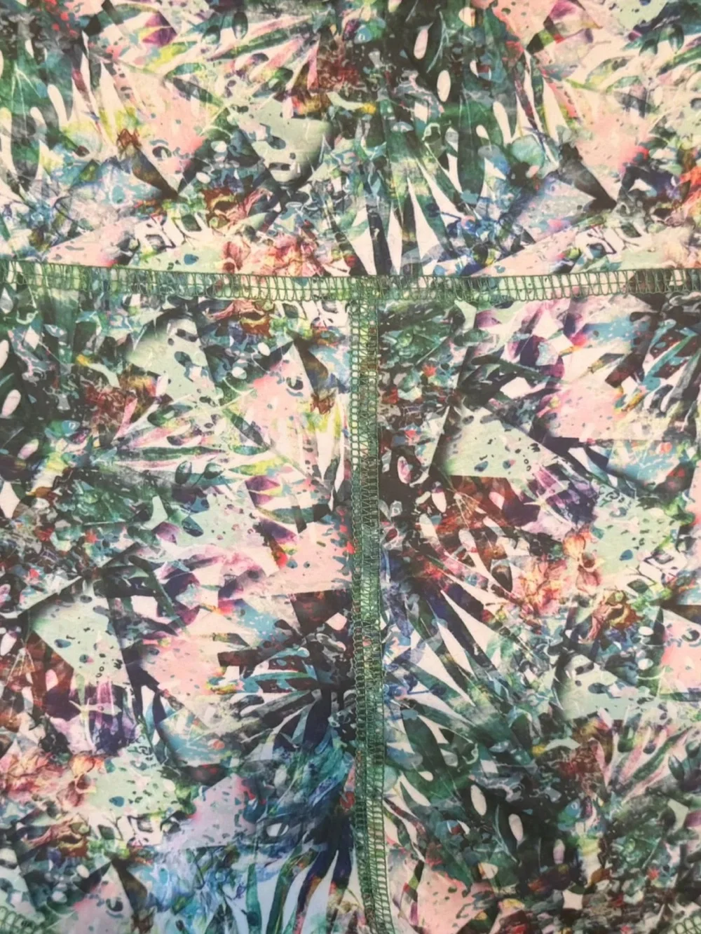 Peachy Athletic Forest Geo Peach Perfect Short